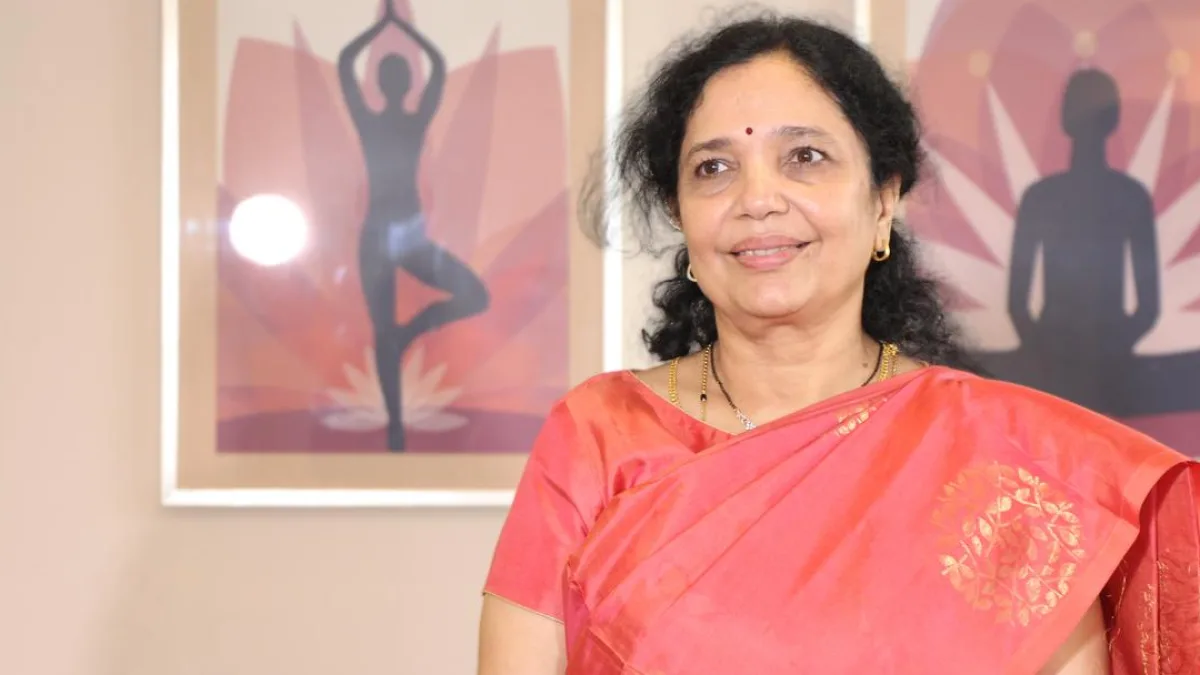 Rekha Kudligi in a scene from Sakutumba Sametha